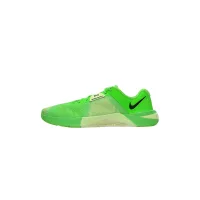NIKE Calzado deportivo 'METCON 10'  lima / verde pastel / negro