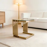 Mesa Auxiliar Cuadrada De 41 Cm Con Cristal Templado Y Acabado Espejo Dorado