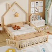 Cama Infantil Cabina 140x200 Cm Con Barandillas Y Puerta Pequeña - Pino Y Mdf - Somier De Láminas - Natural (colchón No Incluido)